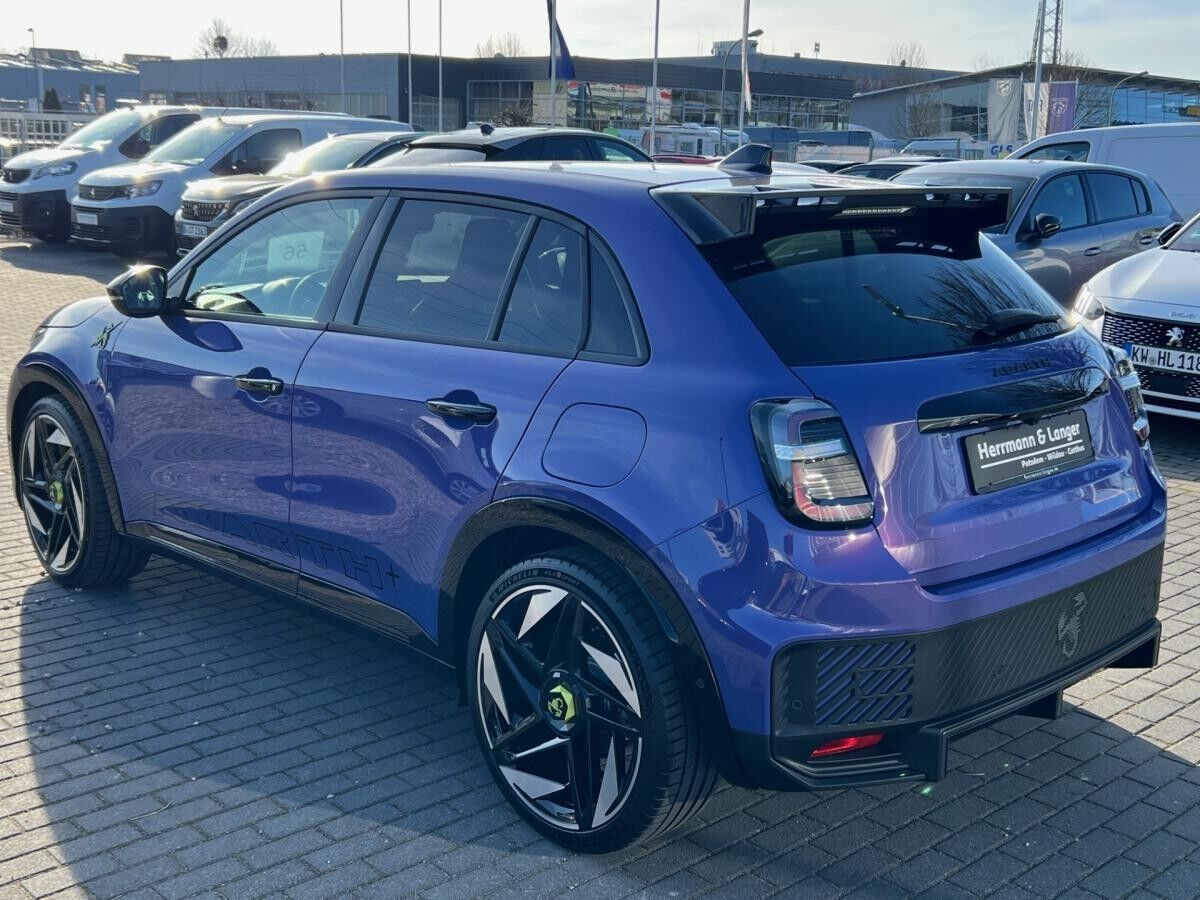 Abarth 600e 207 kW Scorpionissima *sofort verfügbar*