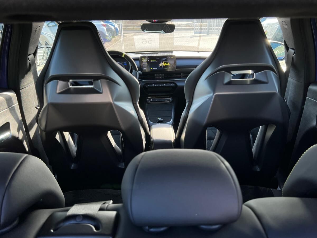 Abarth 600e 207 kW Scorpionissima *sofort verfügbar*