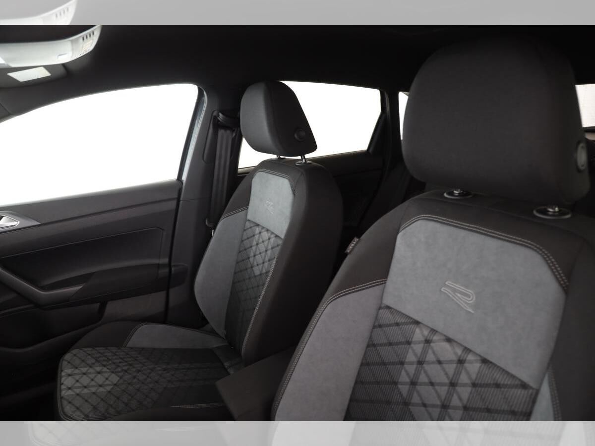 Volkswagen Taigo 1.0 TSI DSG R-Line BLACK STYLE | AHK |