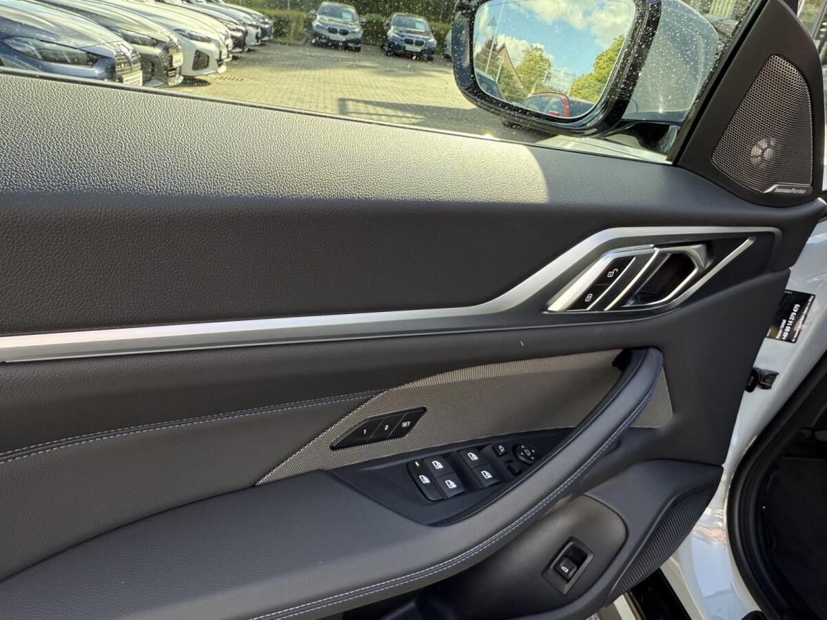 BMW i4 xDrive40 M Sport //Stop&Go AHK FACELIFT
