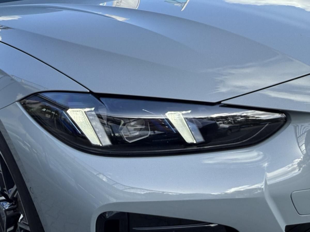 BMW i4 xDrive40 M Sport //Stop&Go AHK FACELIFT