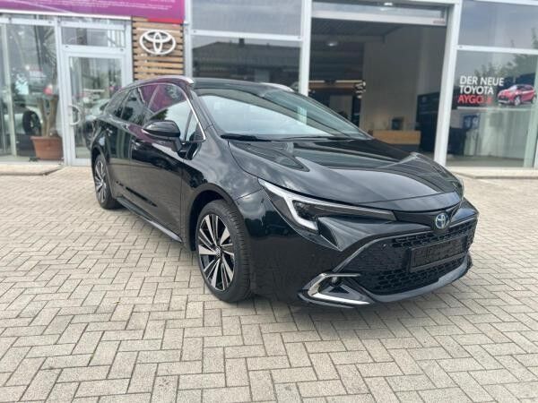 Toyota Corolla Teamplayer 1,8 l TS Navi ACC SHZ 1,99% el. Heck
