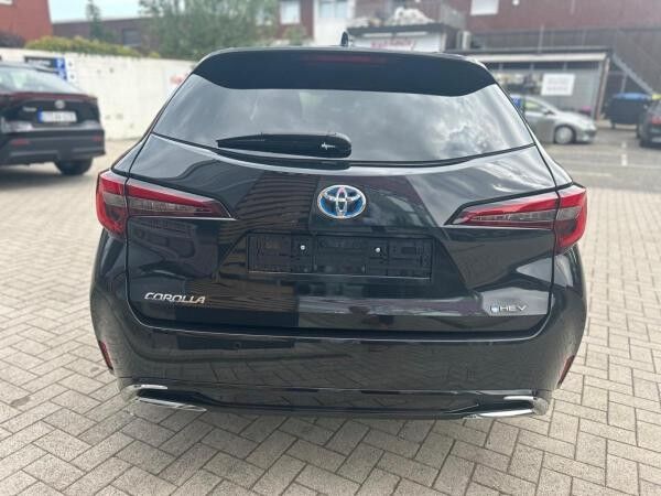Toyota Corolla Teamplayer 1,8 l TS Navi ACC SHZ 1,99% el. Heck