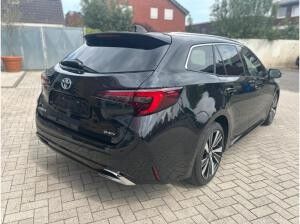 Toyota Corolla Teamplayer 1,8 l TS Navi ACC SHZ 1,99% el. Heck