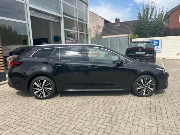 Toyota Corolla Teamplayer 1,8 l TS Navi ACC SHZ 1,99% el. Heck