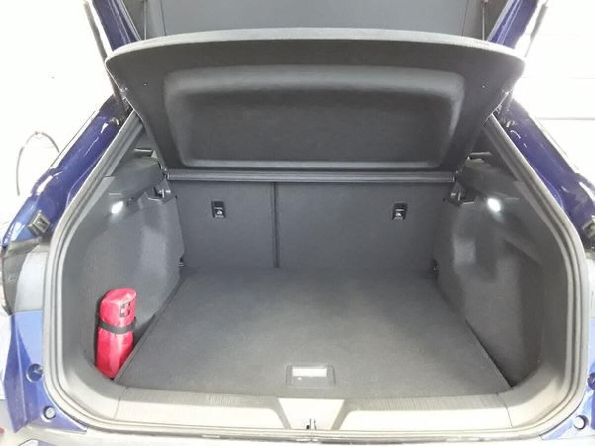 Volkswagen ID.4 Move Navi LED ACC Stdhzg SHZ PDC