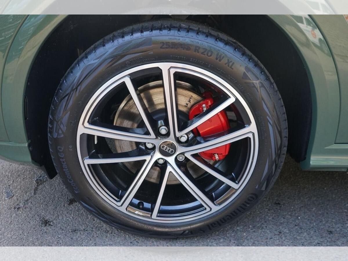 Audi Q5 SUV e-hybrid quattro *TechPro*Pano*AHK