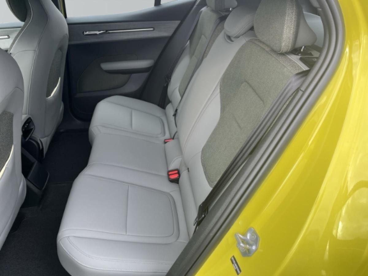 Volvo EX30 Single Motor Extended Range Plus *sofort verfügbar!!*