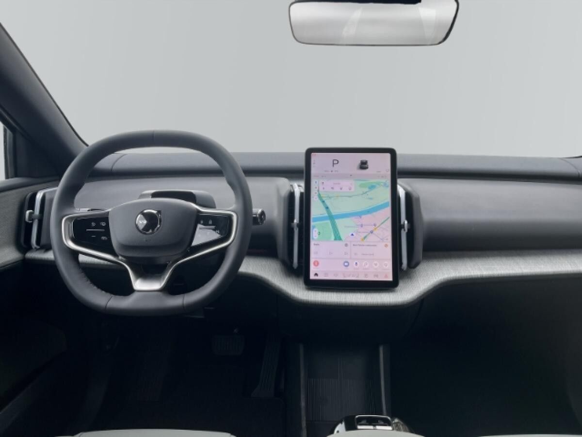 Volvo EX30 Single Motor Extended Range Plus *sofort verfügbar!!*