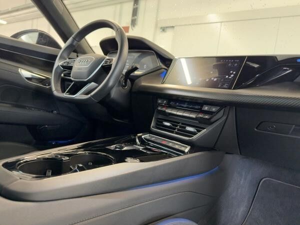 Audi e-tron GT quattro Head-Up Laser Pano B&O