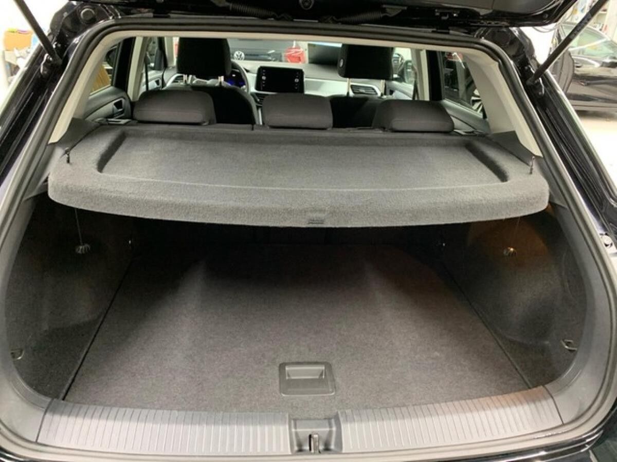 Volkswagen T-Roc Life 1.0 TSI - LED Navi Einparkhilfe SHZ Front Assist DAB+ LM Kamera MFL App-Connect Digital Cockpit