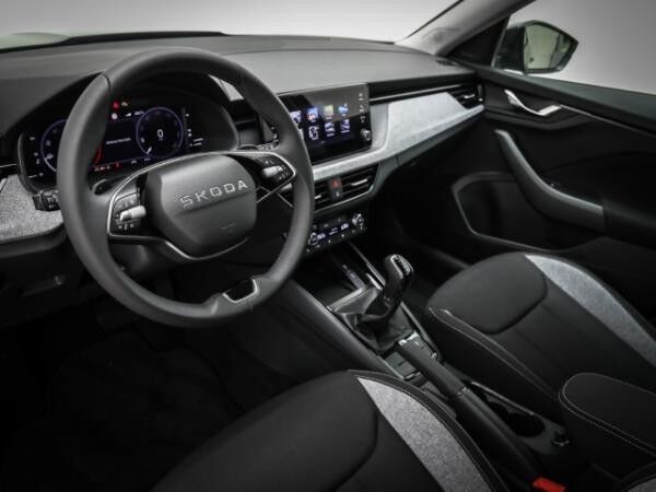 Skoda Kamiq Tour 1.0 TSI Kamera Matrix