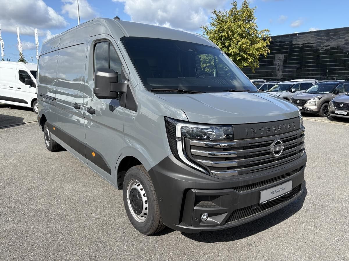 Nissan Interstar Kasten MJ25 N-CONNECTA Frontantrieb L3H2 3,5 t dCi 170