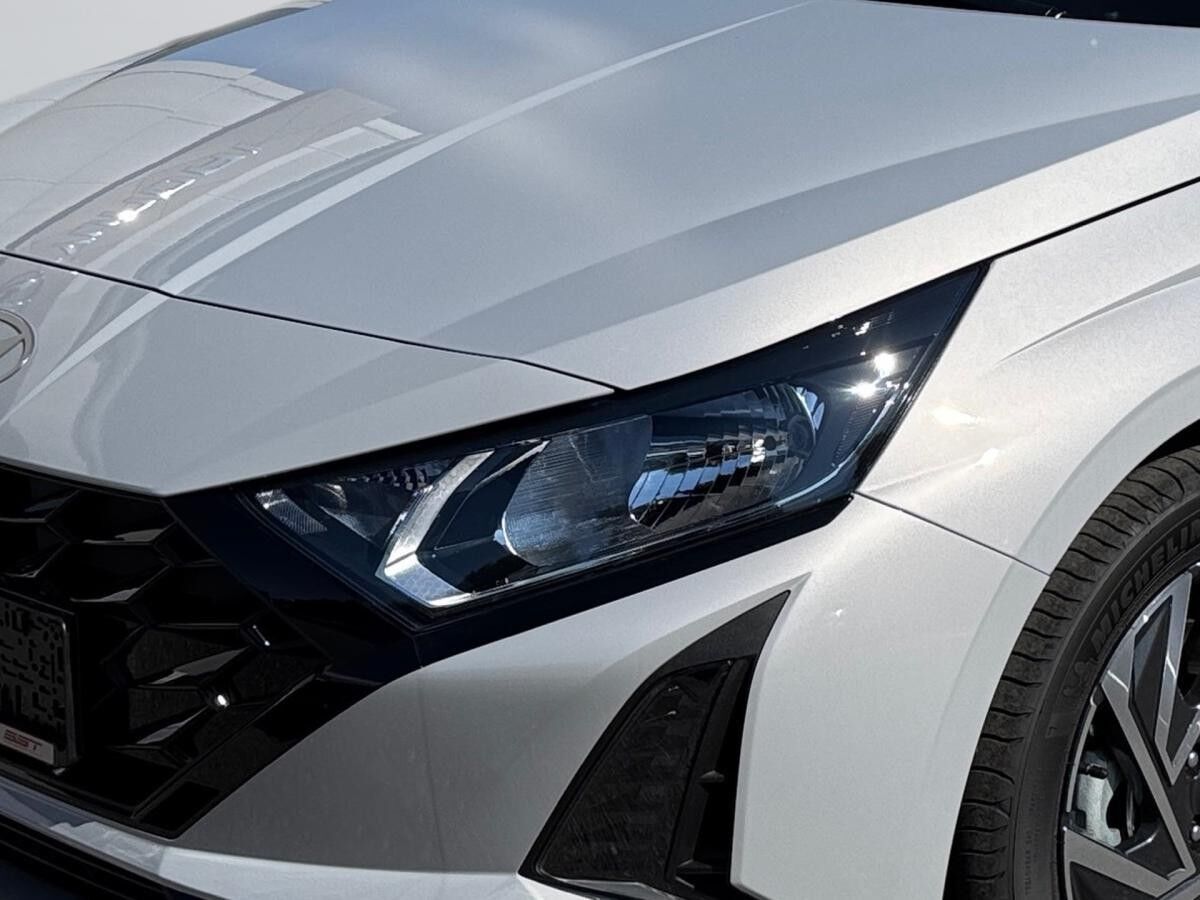 Hyundai i20 FL (MY25) 1.0 Benzin (100 PS) 6-MT 2WD TREND + BOSE