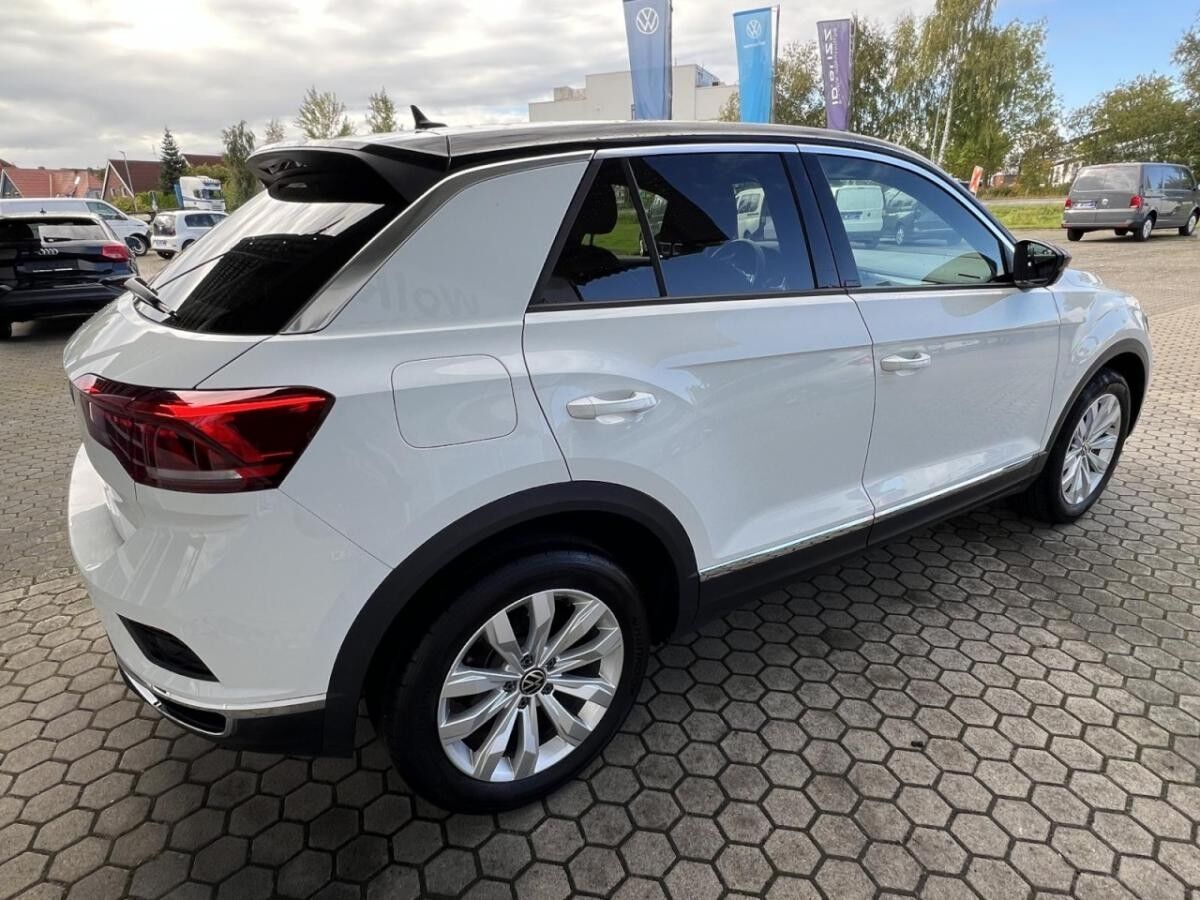 Volkswagen T-Roc 1.5 TSI Sport SHZ+NAVI+PDC+KLIMA+MFL