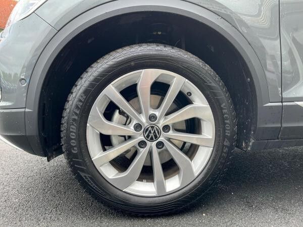 Volkswagen T-Roc Style 1.5 TSI DSG / Navi, Matrix, ParkAssi