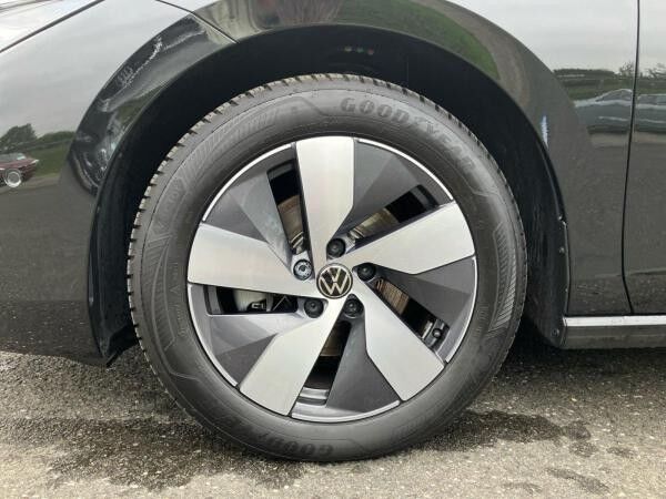 Volkswagen Passat Business 2.0 TDI DSG / IQ.Drive, AHK, LED