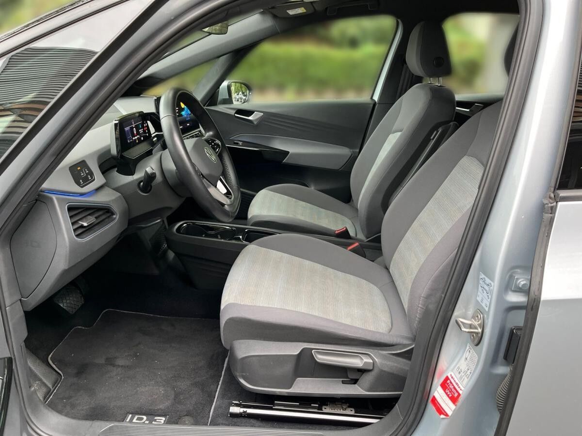 Volkswagen ID.3 Pro Life / Navi, App, Standklima, LED, ACC