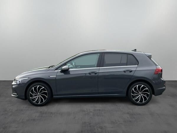 Volkswagen Golf VIII Style 2.0TSI DSG/ Navi, App, LED+, ACC