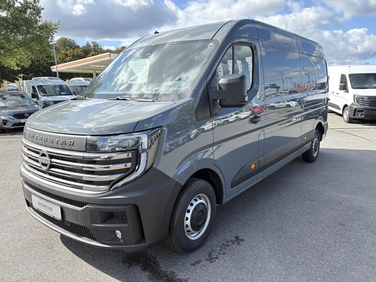 Nissan Interstar Kasten MJ25 N-CONNECTA Frontantrieb L3H2 3,5 t dCi 170