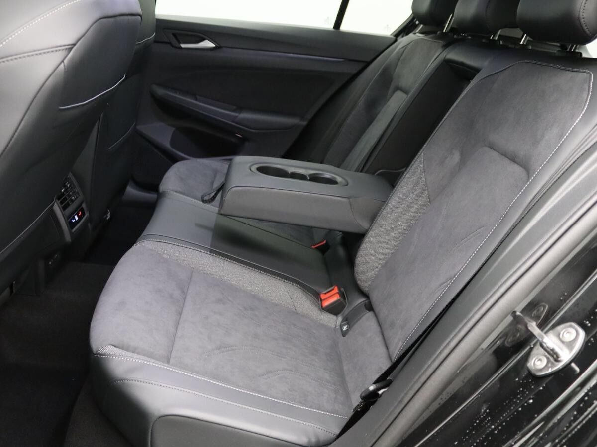 Volkswagen Golf Style 1.5 TSI DSG / Matrix, ACC, 360°Kamera