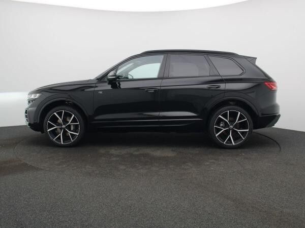Volkswagen Touareg R-Line 3.0 V6TDI 4M/BlackStyle, IQ.Drive