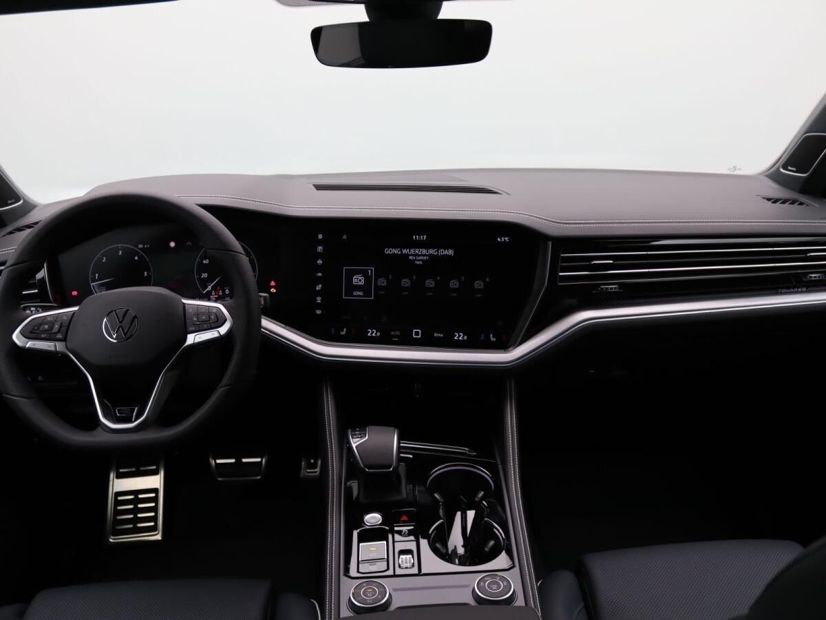 Volkswagen Touareg R-Line 3.0 V6TDI 4M/BlackStyle, IQ.Drive
