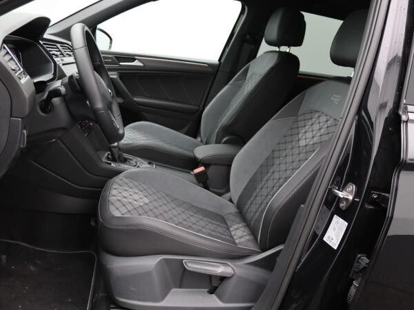Volkswagen Tiguan Allspace R-Line 2.0TDI 4M DSG / Pano, AHK