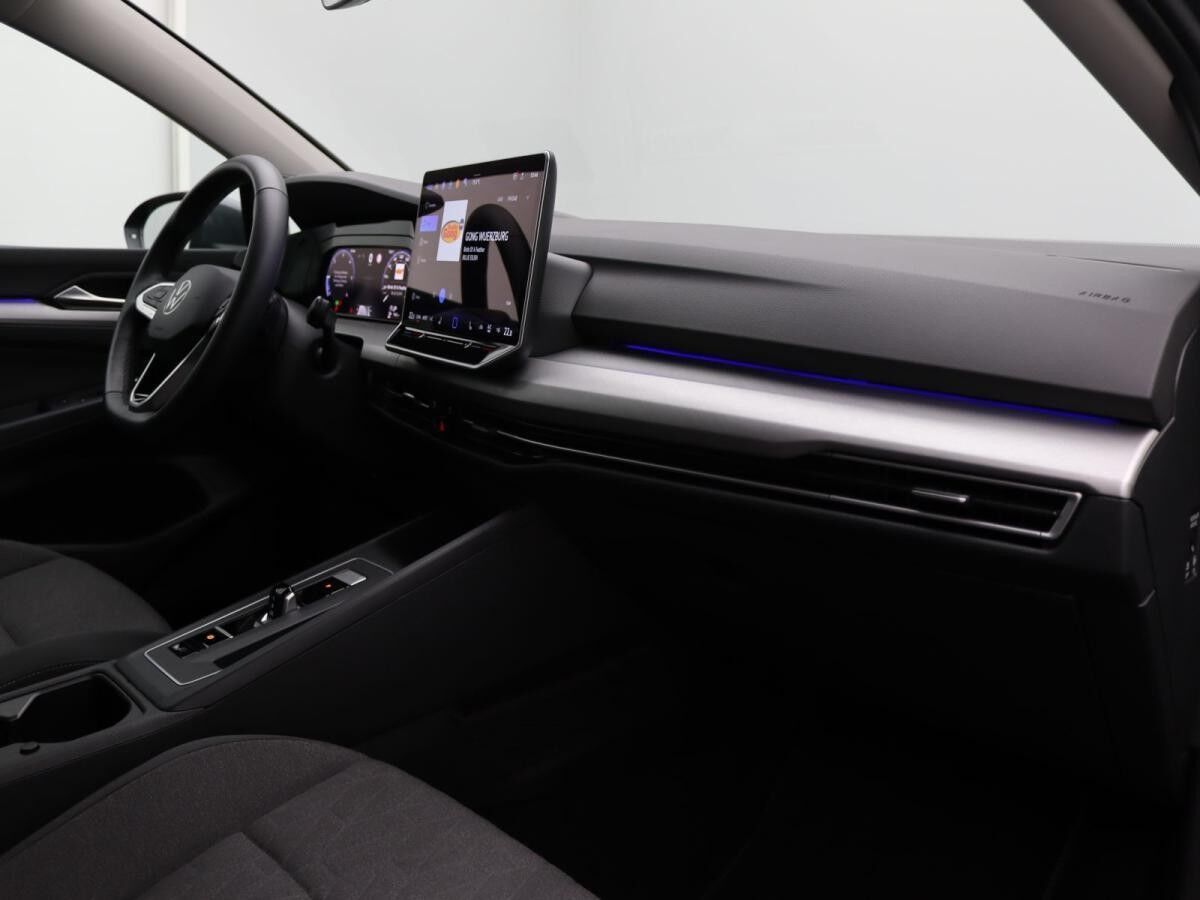 Volkswagen Golf Life 2.0 TDI DSG / Navi, App, RFK, LED, HuD