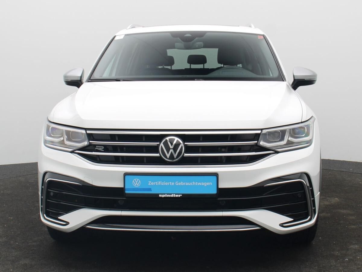 Volkswagen Tiguan Allspace R-Line 2.0TDI 4M DSG/ Pano, Navi