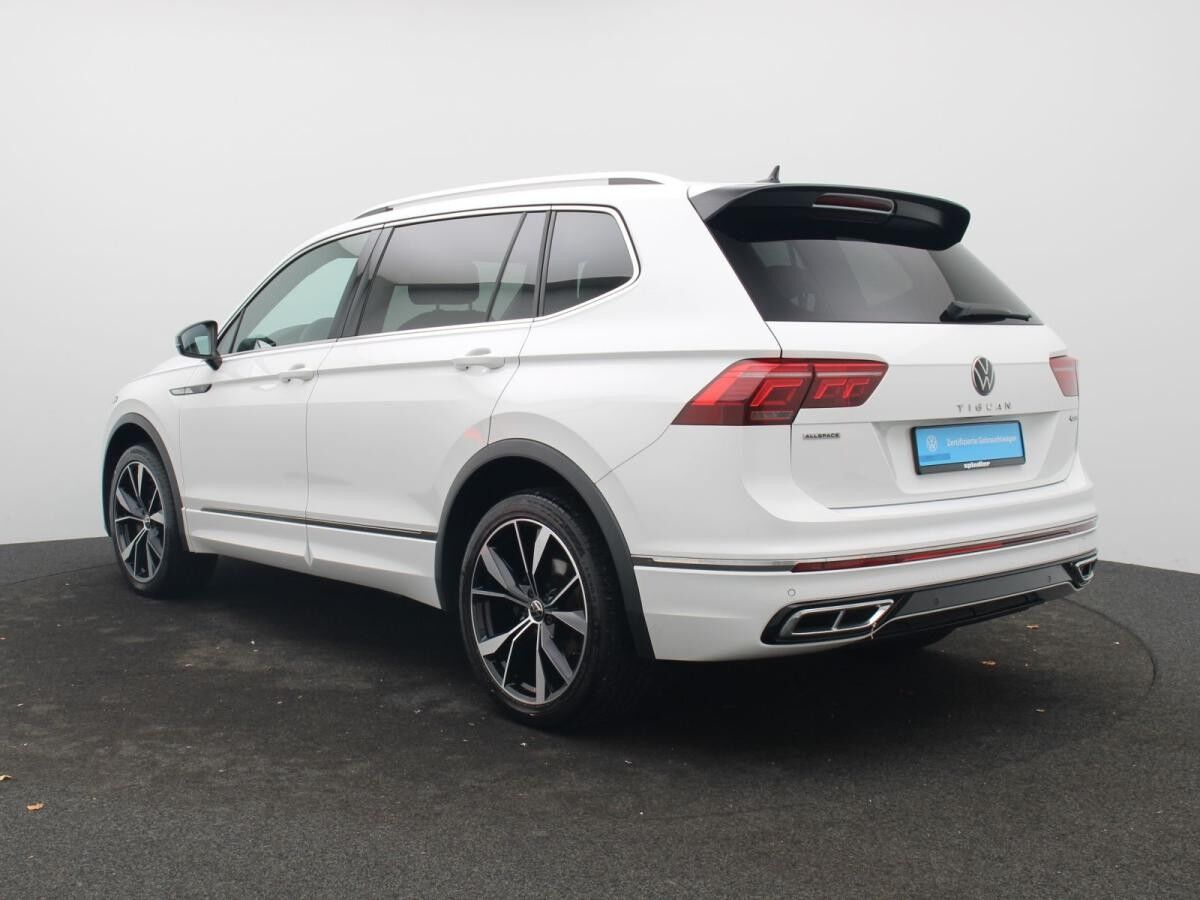 Volkswagen Tiguan Allspace R-Line 2.0TDI 4M DSG/ Pano, Navi
