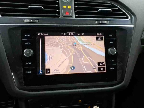 Volkswagen Tiguan Allspace R-Line 2.0TDI 4M DSG/ Pano, Navi