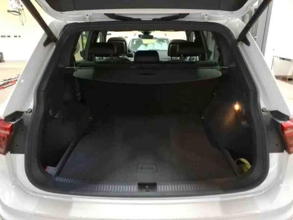 Volkswagen Tiguan Allspace R-Line 2.0TDI 4M DSG/ Pano, Navi