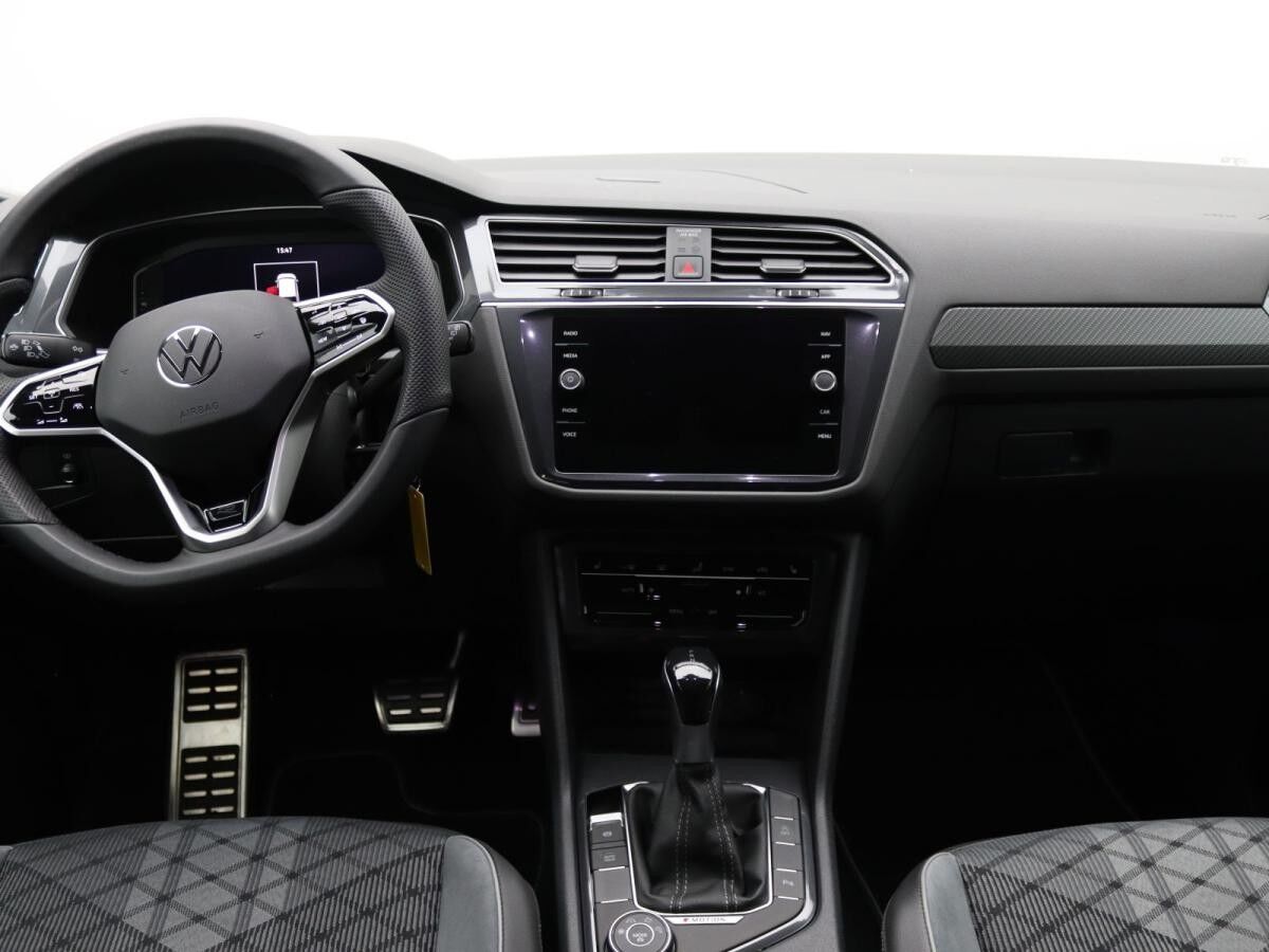 Volkswagen Tiguan Allspace R-Line 2.0TDI 4M DSG/ Pano, Navi