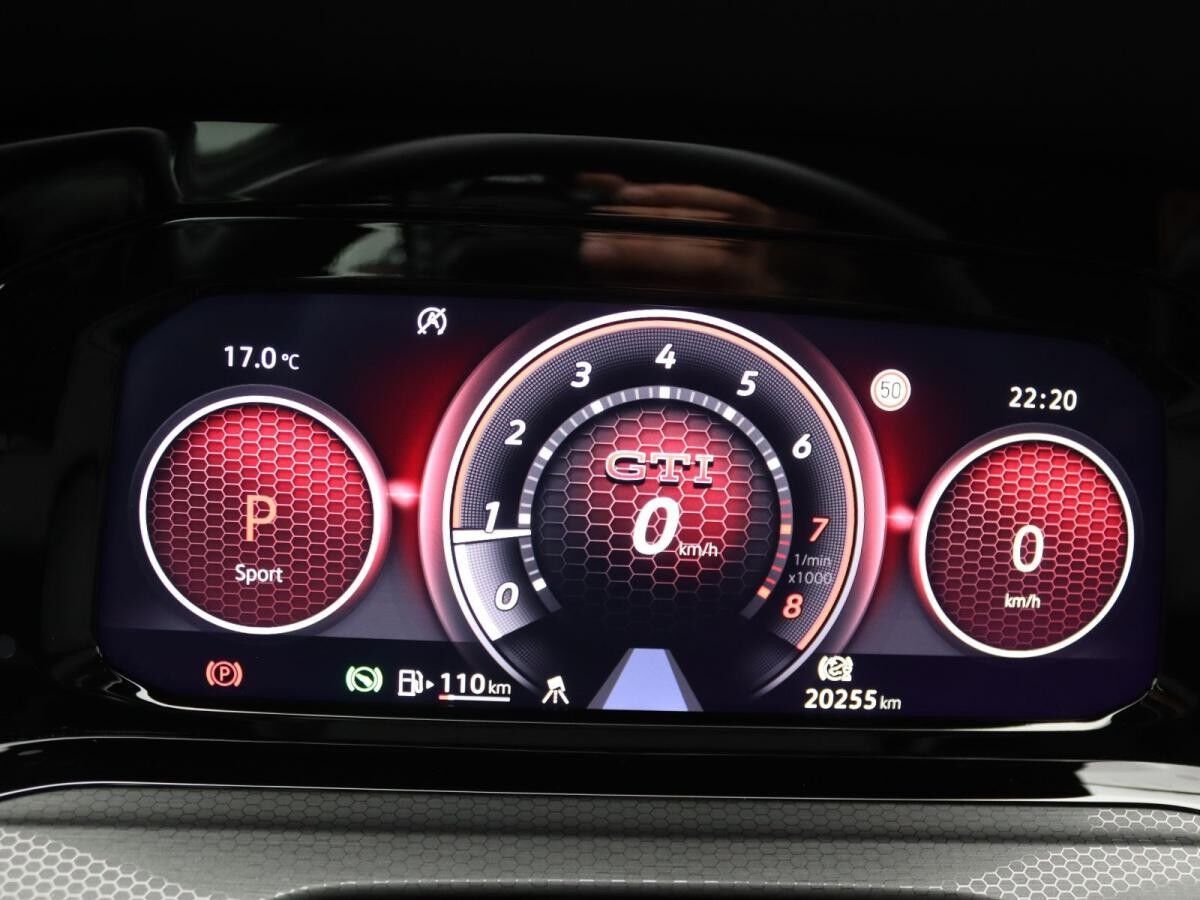 Volkswagen Golf GTI Clubsport VIII 2.0 TSI DSG / Navi, LED+