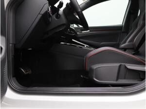 Volkswagen Golf GTI Clubsport VIII 2.0 TSI DSG / Navi, LED+