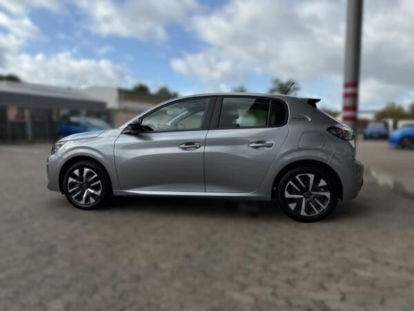 Peugeot 208 Style 1.2 PureTech 100 Fahrerprofil DAB SHZ Keyless Spurhalteass. Verkehrszeichenerk.