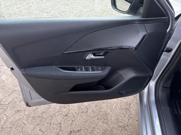 Peugeot 208 Style 1.2 PureTech 100 Fahrerprofil DAB SHZ Keyless Spurhalteass. Verkehrszeichenerk.
