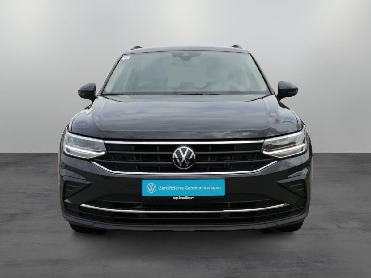 Volkswagen Tiguan Life 2.0TDI DSG Navi LED AHK ViritualCock