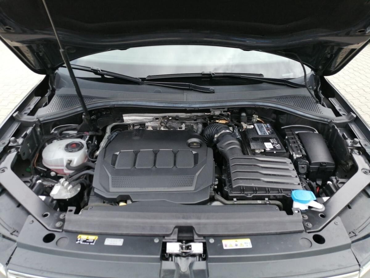 Volkswagen Tiguan Life 2.0TDI DSG Navi LED AHK ViritualCock