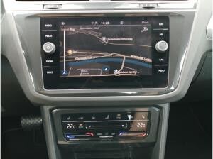 Volkswagen Tiguan Life 2.0TDI DSG Navi LED AHK ViritualCock