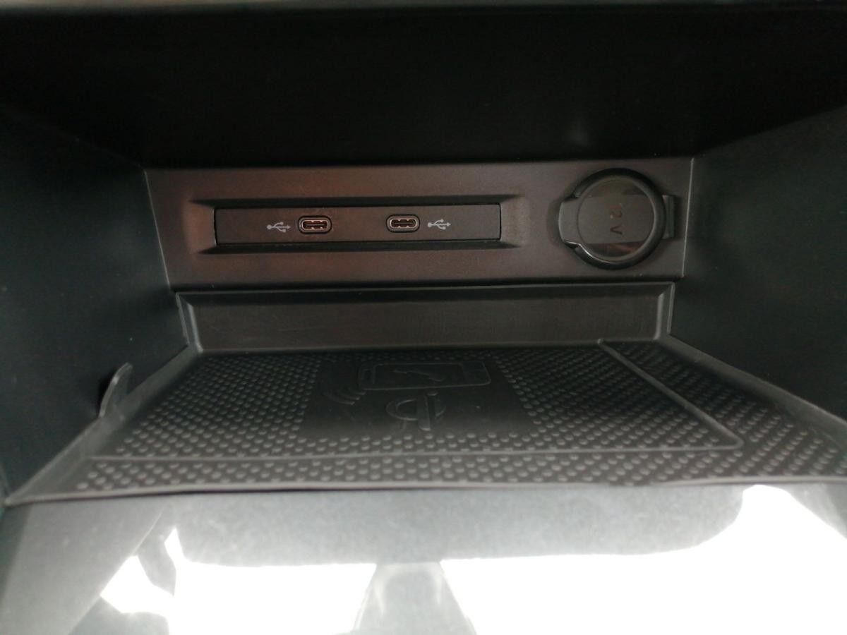 Volkswagen Tiguan Life 2.0TDI DSG Navi LED AHK ViritualCock