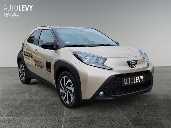 Toyota Aygo X Teamplayer +SHZ+CarPlay+Navi+1,99% !!