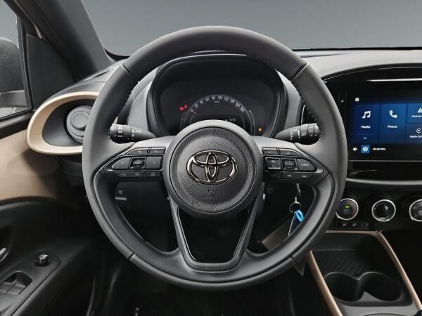 Toyota Aygo X Teamplayer +SHZ+CarPlay+Navi+1,99% !!