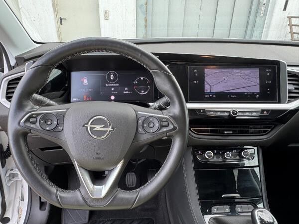 Opel Grandland 1.2T Navi,Lenkradheizung,Sitzheizung