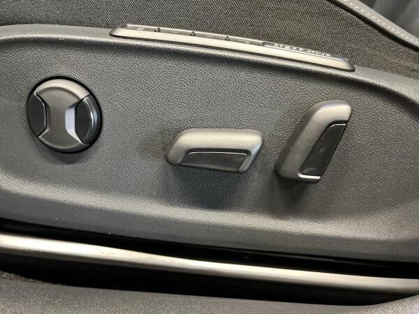 Volkswagen ID.7 Tourer Pro 360 ACC AHK AUT Akustikglas HUD