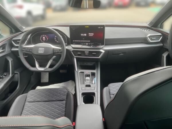 Seat Leon FR Black Edition 1.5eTSI 110kW (150 PS) *DSG*SHZ*RFK*NAVI*KESSY*CARPLAY*Privatkunden*