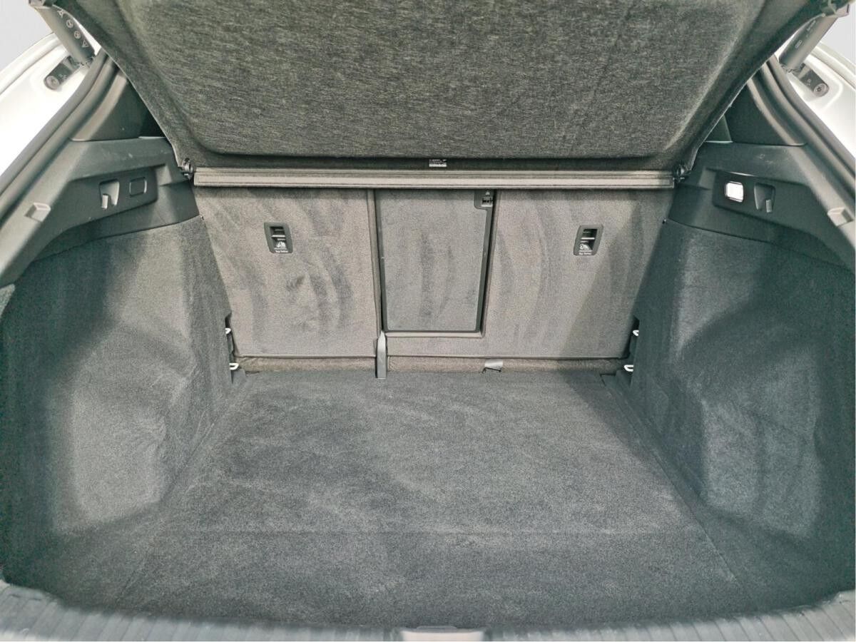 Audi Q4 e-tron 45 5JGar edition S line Assist+ WPumpe