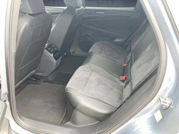 Volkswagen ID.7 Tourer Pro AHK+BlackStyle+AreaView+Wärmepume *Sofort Verfügbar*
