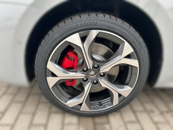 Skoda Octavia Combi 2.0 TSI DSG RS +CANTON+AHK+ACC+360°VIEW+HEAD_UP+